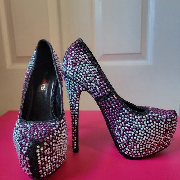 Gorgeous gem double platform stilettos - Picture 3 of 4
